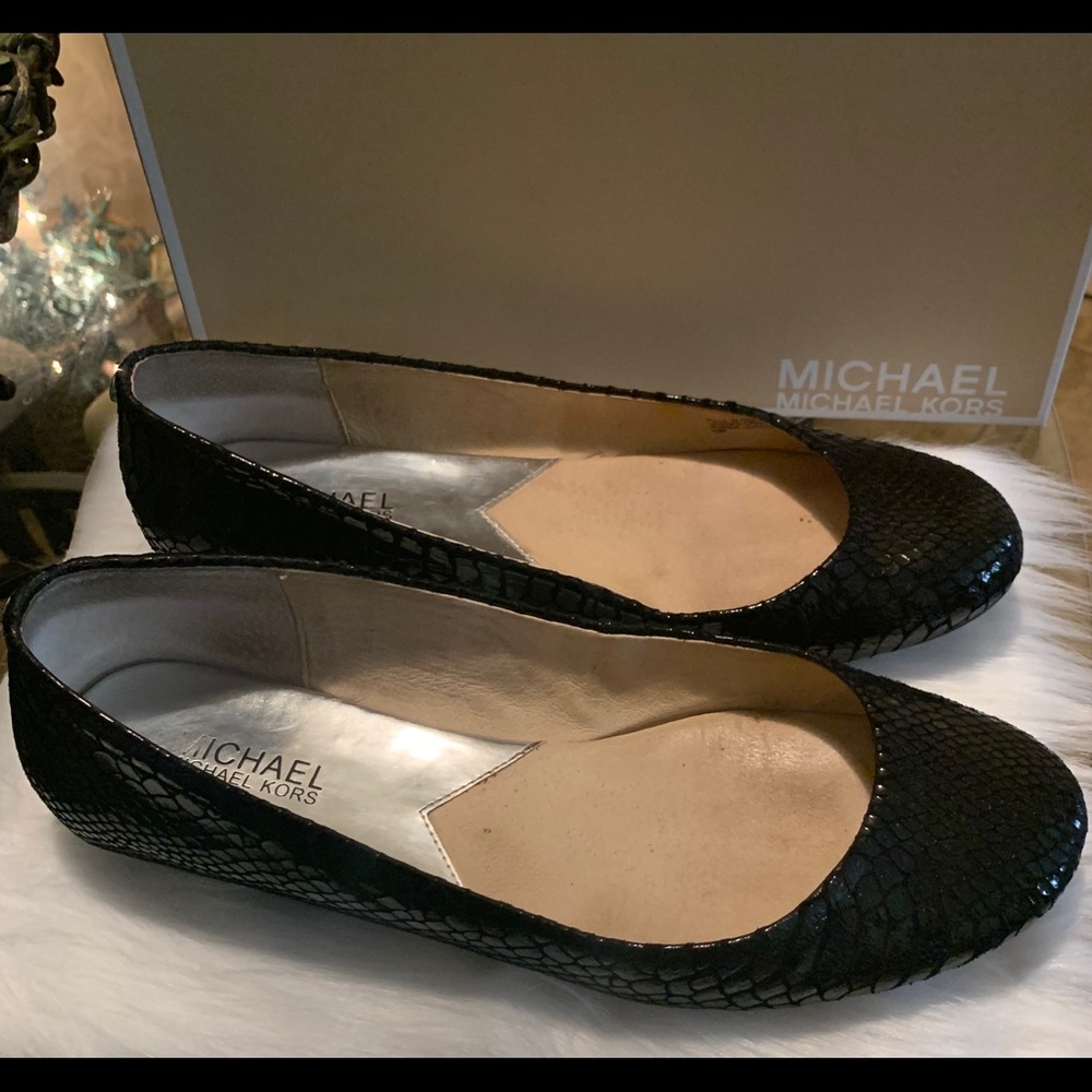 Michael Kors flats
